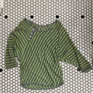 Bella d sweater size medium